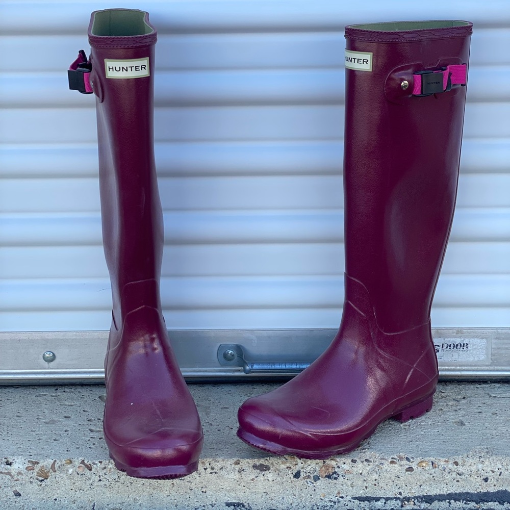 NWOT Original Tall Cranberry Hunter Rain boots